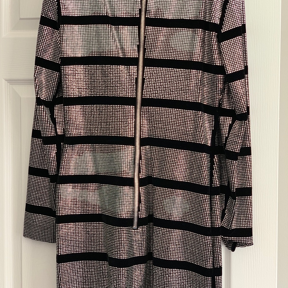 Balmain - Picture 4 of 8